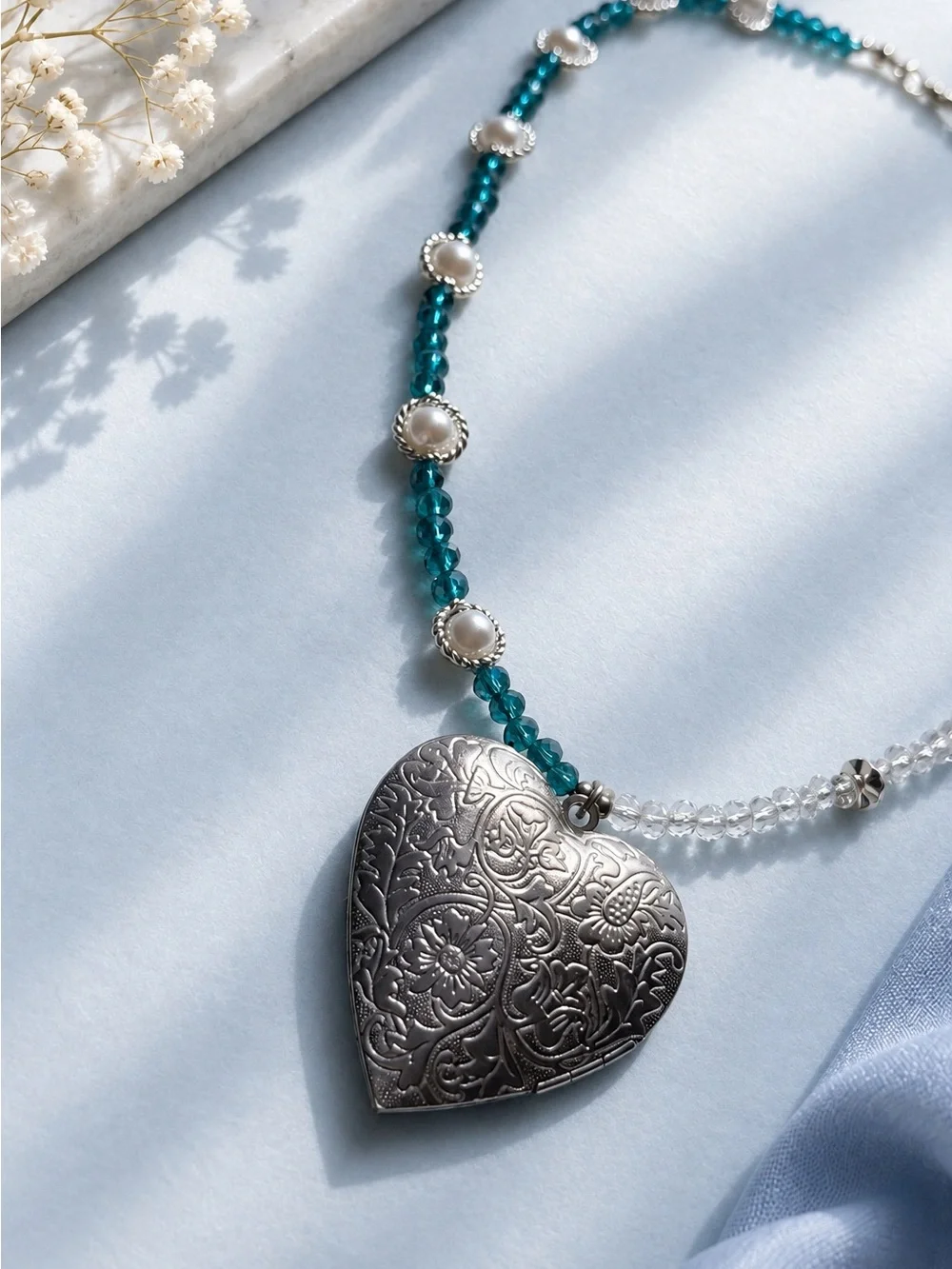 N/A elegant silver